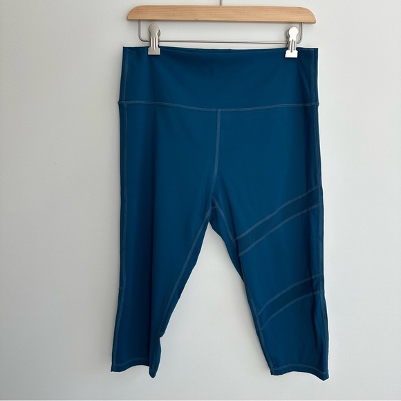 ZYIA Pants - Zyia Active Corsair Blue Brilliant Mesh Crop Leggings 16-18